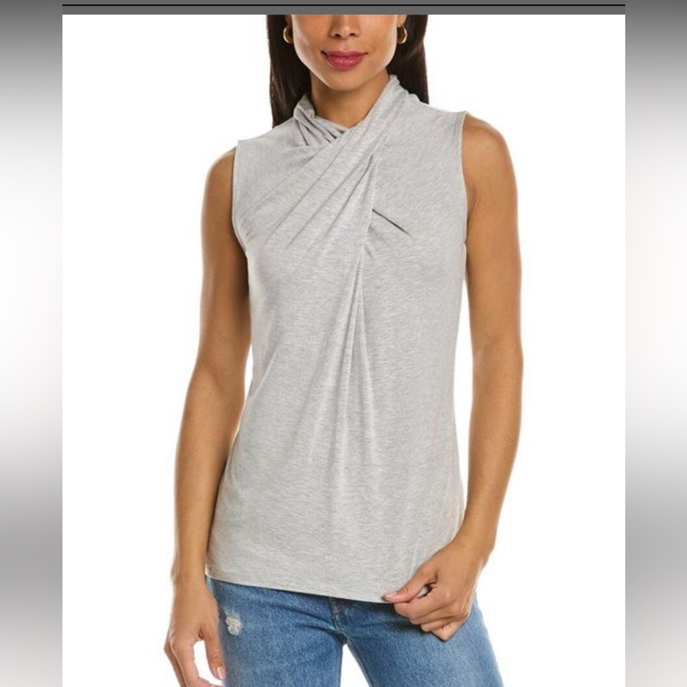 Elie Tahari
Women's Gray Draped High Neck Jersey Top (medium)